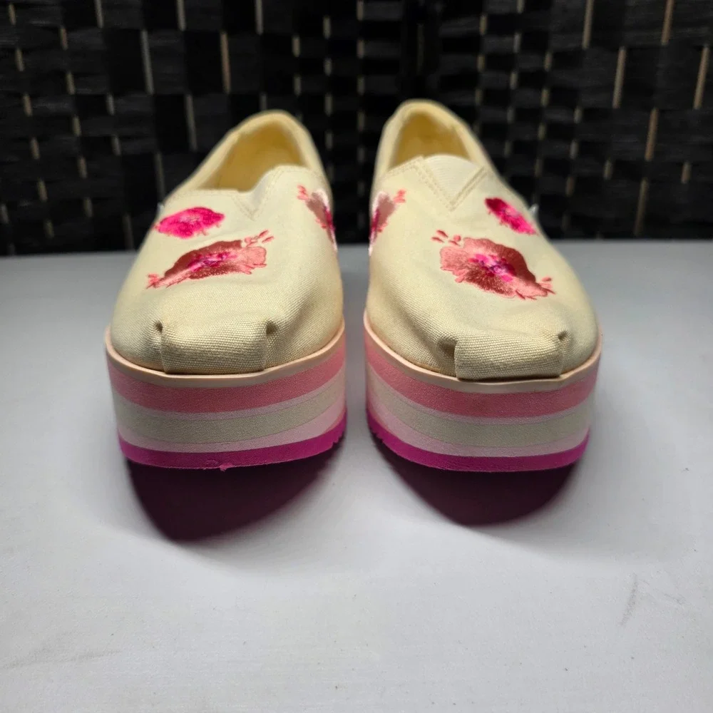 TOMS Alpargata Platform Pink Floral Embroidered Slip On Shoes Womens Size 8